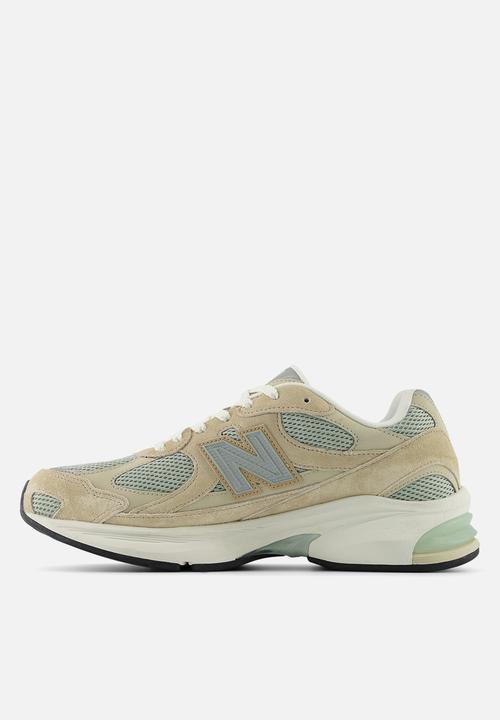 New Balance  - ABZORB 2010