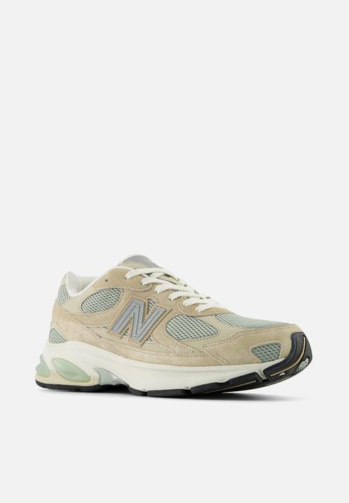 New Balance  - ABZORB 2010