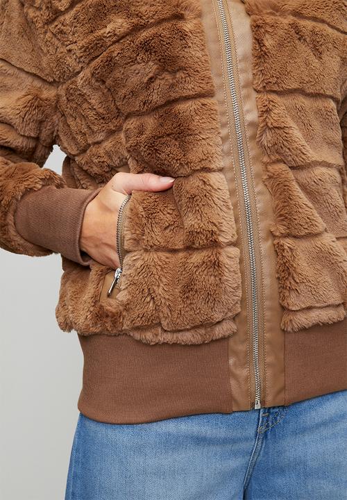 Stella Morgan - Long sleeve Faux Fur Zip Through Jacket - Brown