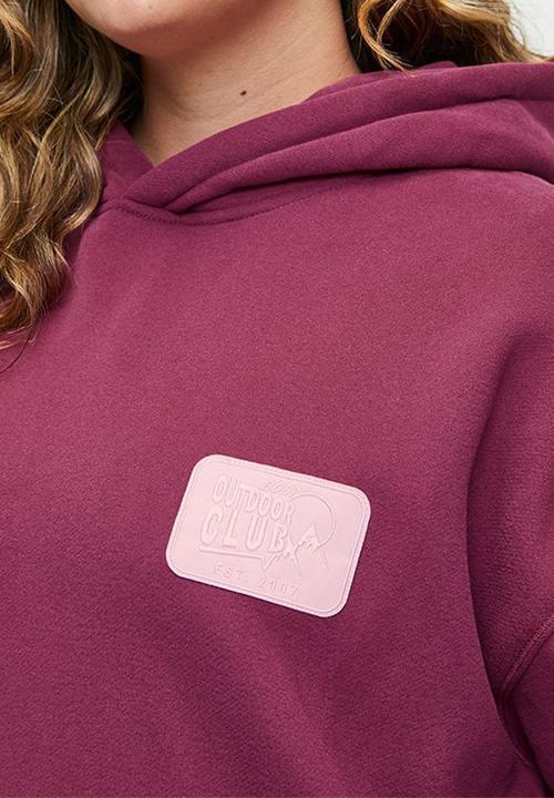 Cotton On - Plus Plush Premium Graphic Hoodie - Sangria/Outdoor Club