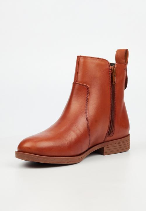 Nicci Tyler - Cecilia 1 leather ankle boot - tan