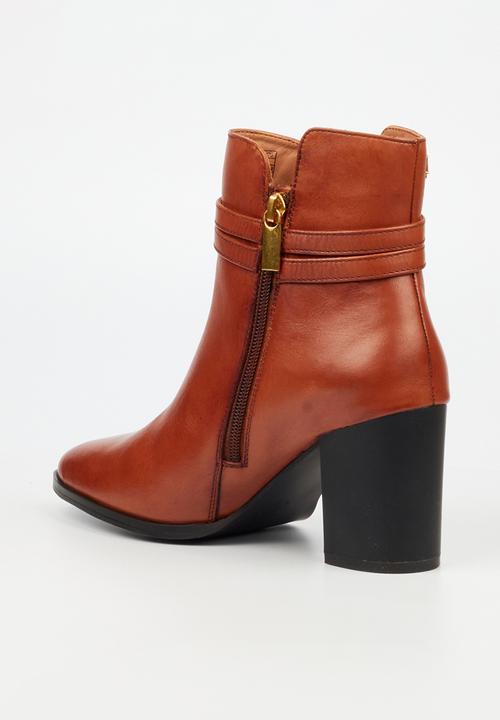 Nicci Tyler - Gisele 1 leather ankle boot - tan