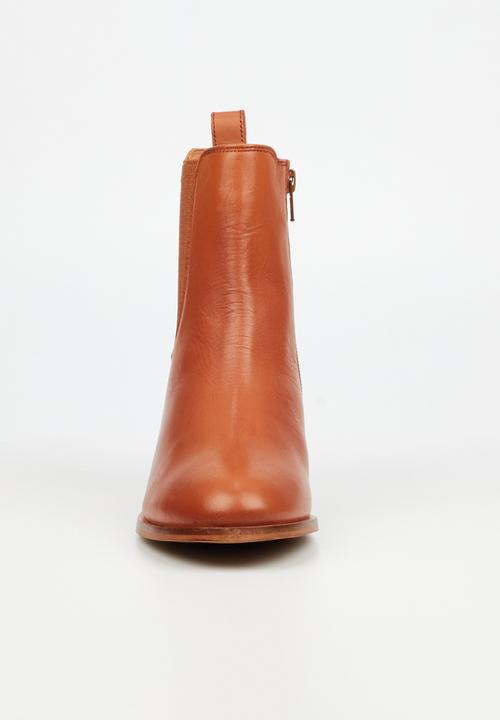 Nicci Tyler - Marcella 1 leather chelsea boot - tan