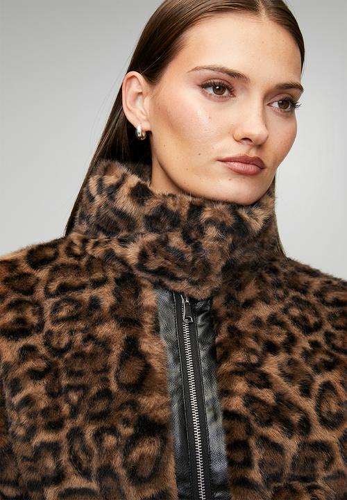 Stella Morgan - Long Sleeve Faux Fur Zip Through Jacket - Animal Print