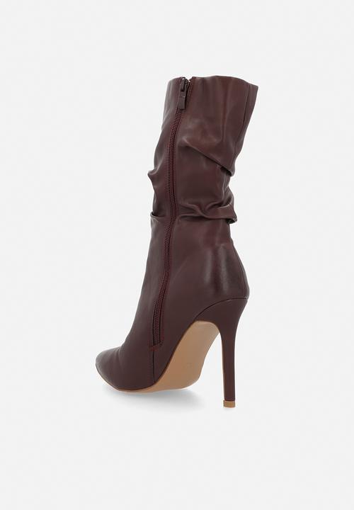 Miss Black - Boss 3 ruched heel ankle boot - wine