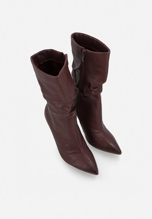 Miss Black - Boss 3 ruched heel ankle boot - wine