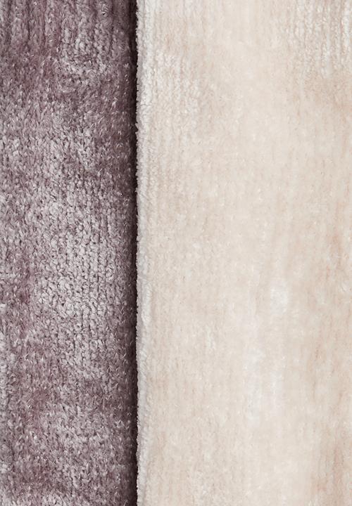 H&M - 2-pack chenille socks -