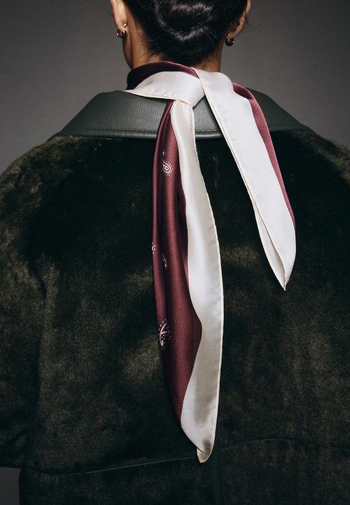 H&M - Patterned scarf - burgundy/paisley pattern
