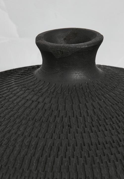 Sixth Floor - Palma Terracotta Vase - Black