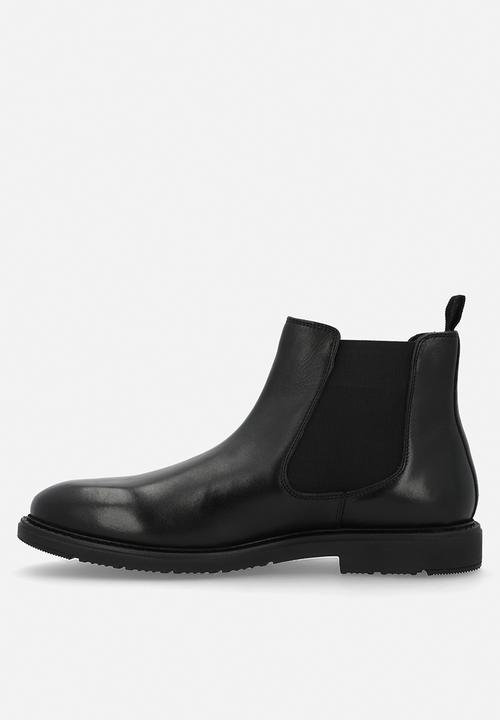Hush Puppies - Sullivan - Black leather