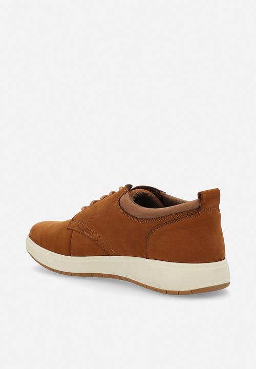 Hush Puppies - Bowen Lace Up - Tan