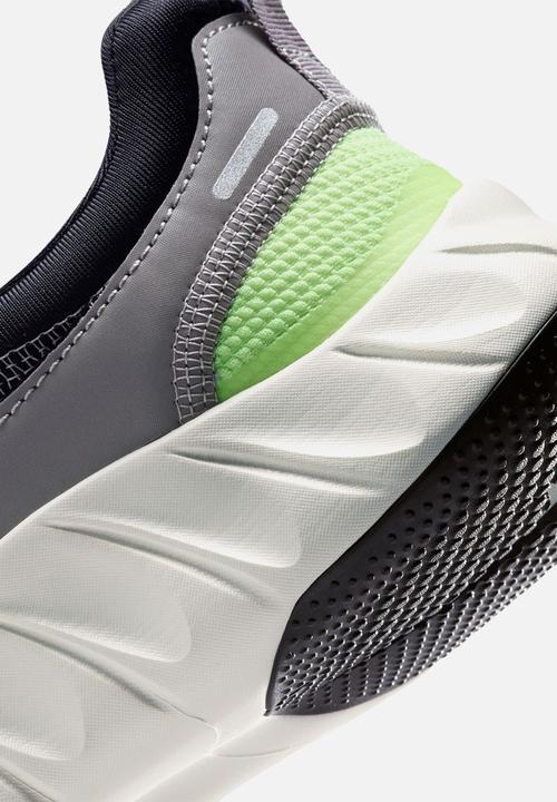 Nike - Nike Free Ride Grade School