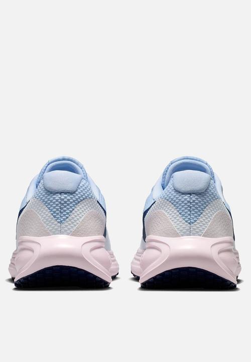 Nike - Nike Revolution 8