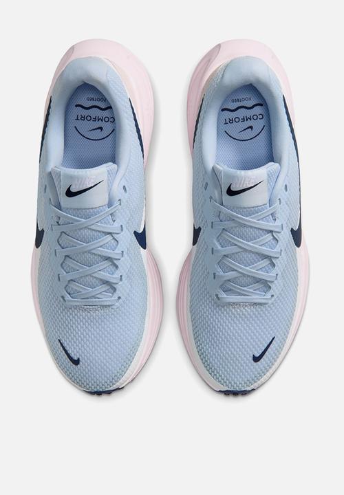Nike - Nike Revolution 8