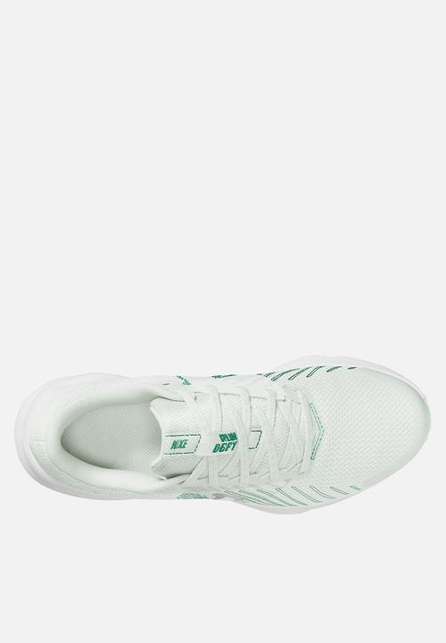 Nike - Nike Run Defy
