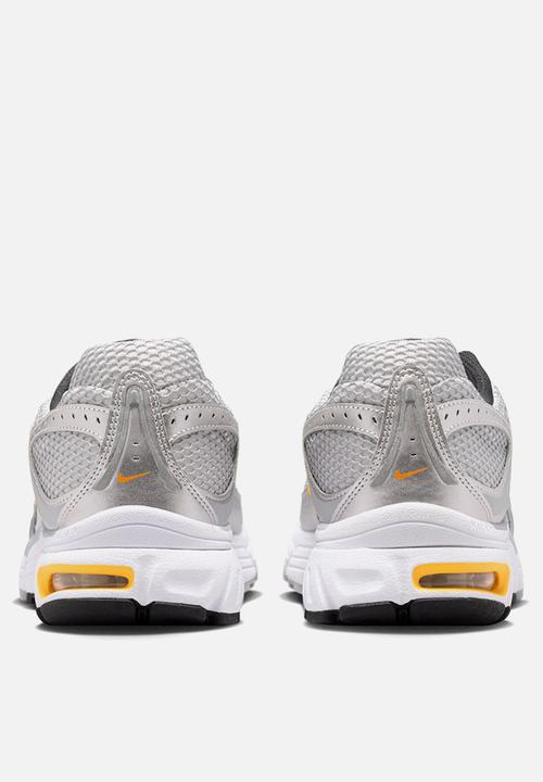 Nike - NIKE AIR MAX MOTO 2K