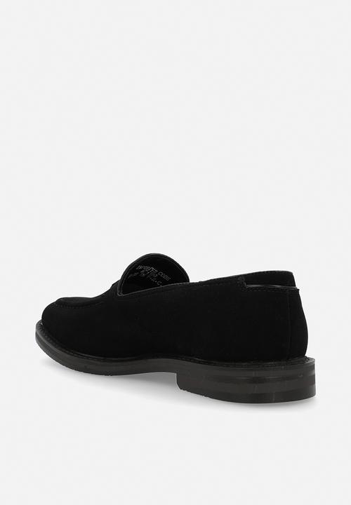 PC - Tassel slip on - black suede