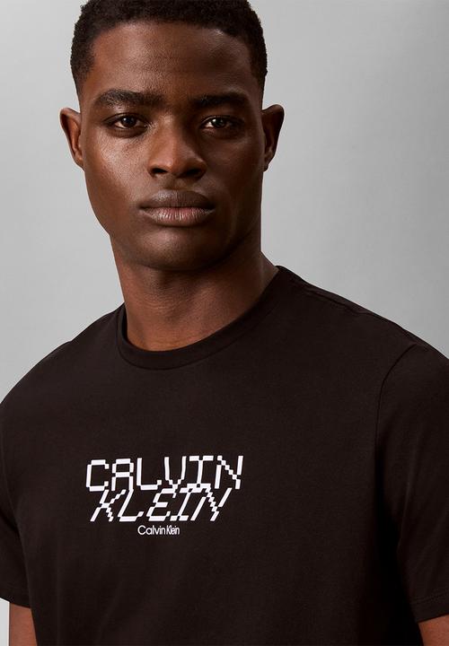 Calvin Klein - Ss 30S Whsl Sp Calvin Futura Graphic Tee - Black