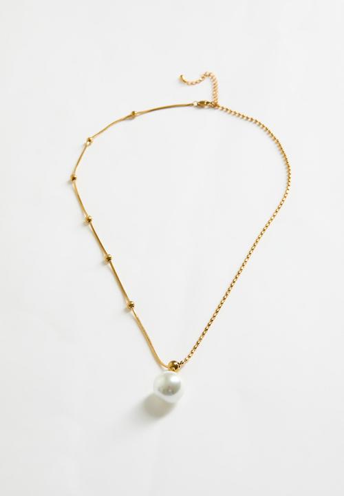 Zoe on Trend - Elegant pearl drop-necklace - gold