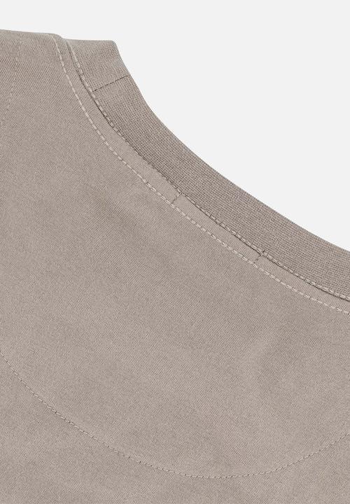 S.P.C.C - Xeno Tee  - Dark Stone