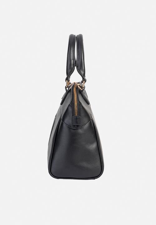Elle - Embossed Dome - Black