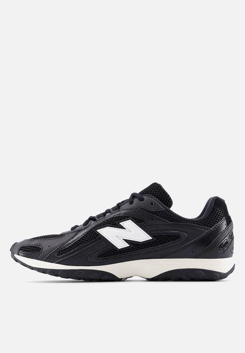 New Balance  - 204L