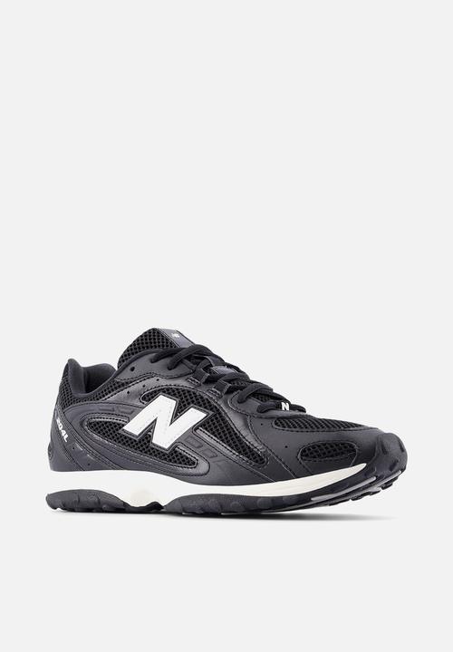 New Balance  - 204L