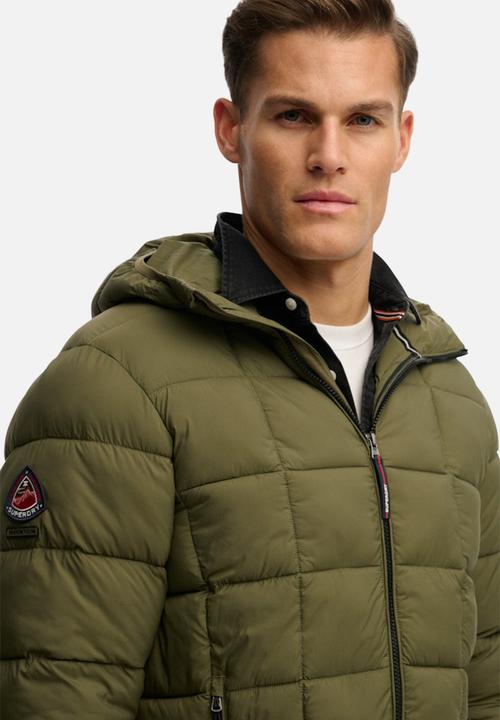 Superdry. - HOOD BOX QUILT FUJI LITE JKT  - Chive Green
