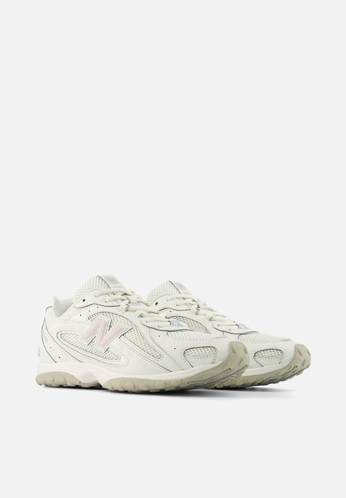 New Balance  - 204L