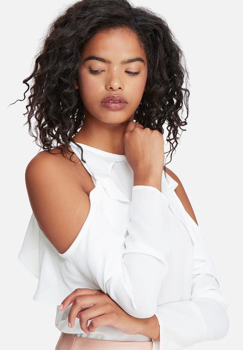 dailyfriday - Fitted cold shoulder ruffle blouse