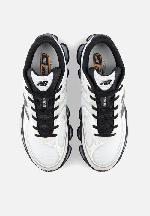 New Balance  - ABZORB 2000