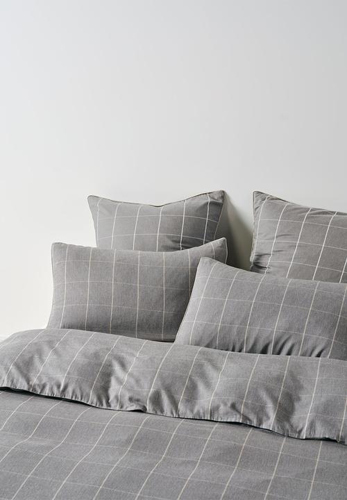 Linen House - Atrium Shadow Duvet Cover Set