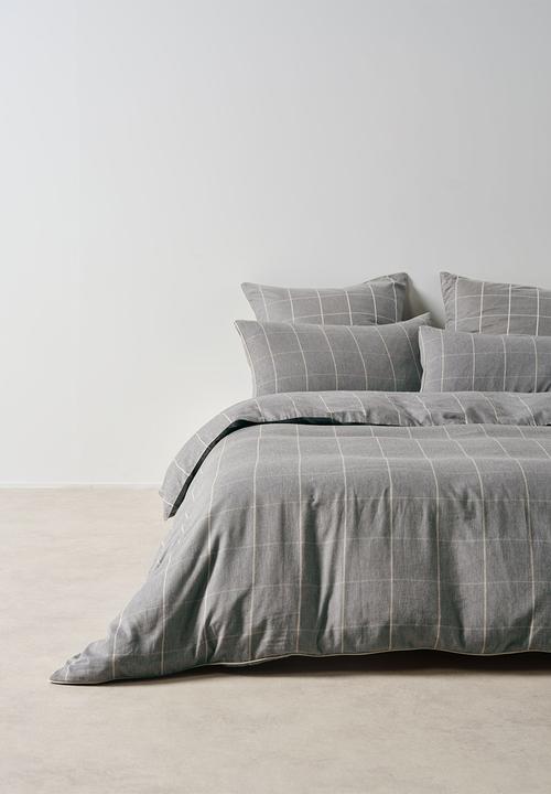 Linen House - Atrium Shadow Duvet Cover Set