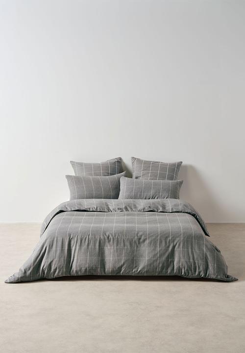 Linen House - Atrium Shadow Duvet Cover Set