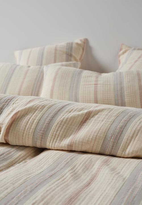 Linen House - Coolum Duvet Cover Set - Silver