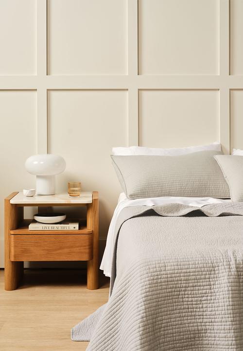 Linen House - Marceau quilt with 2 pillowcase shams - oatmeal