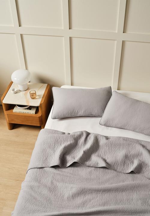 Linen House - Marceau quilt with 2 pillowcase shams - grey