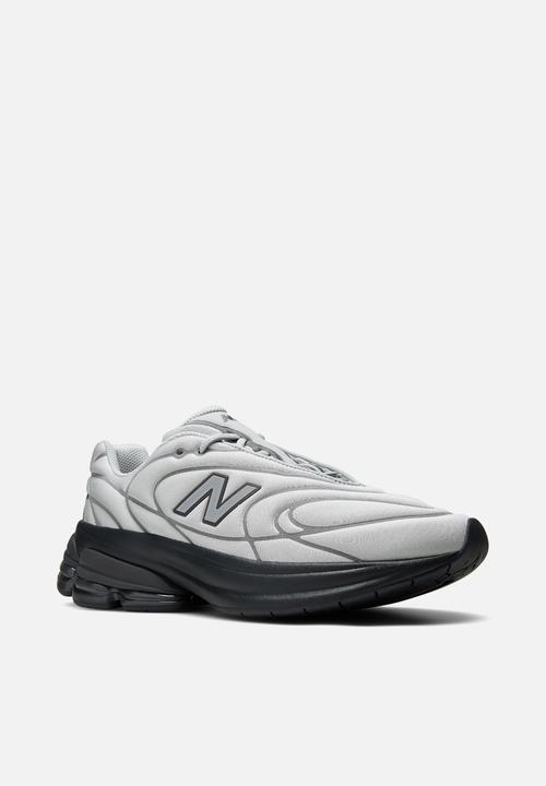 New Balance  - ABZORB 5030
