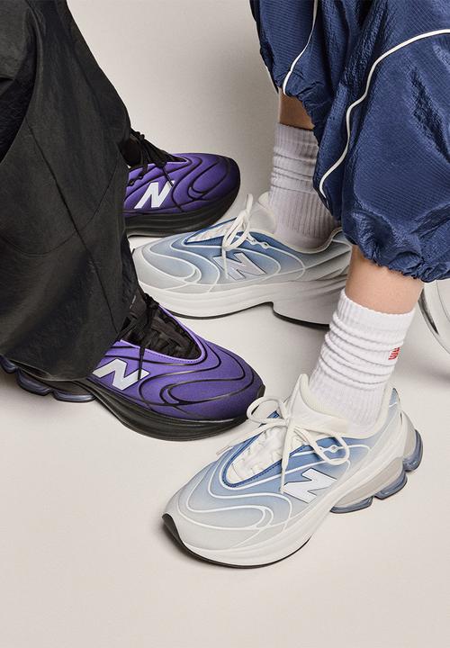 New Balance  - ABZORB 5030