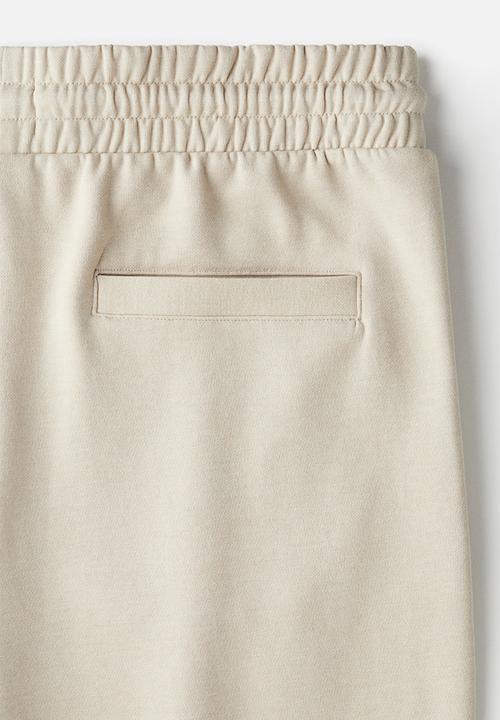 H&M - Regular fit sweatshorts - light beige