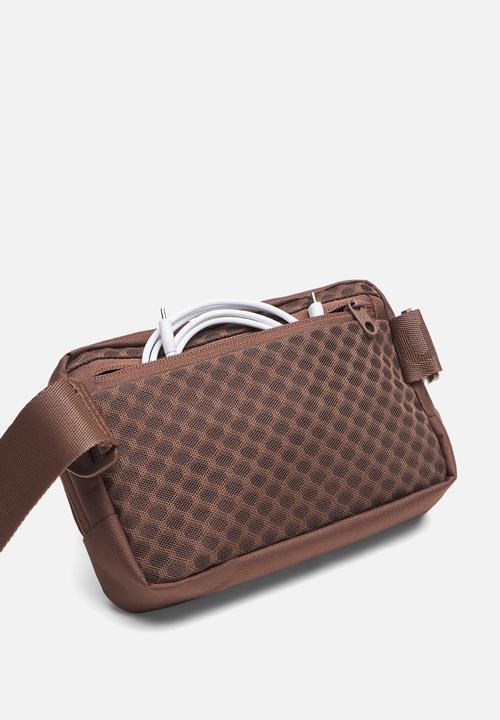 Under Armour - UA Essential Wb Crossbody - Incense Brown