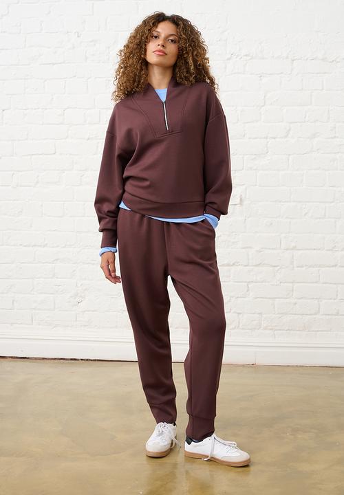 Me&B - Tapered Leg Jogger - Choc