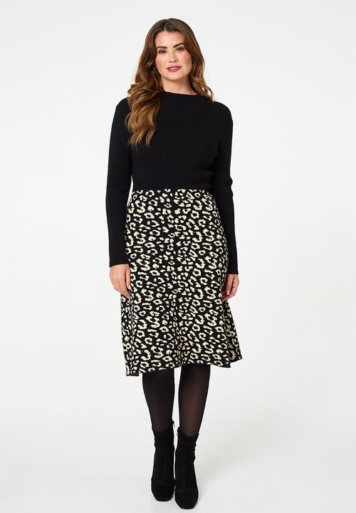 Izabel London - L/S Crew Neck Knitted Knee Length Dress With Animal A-Line Skirt - Multi Black