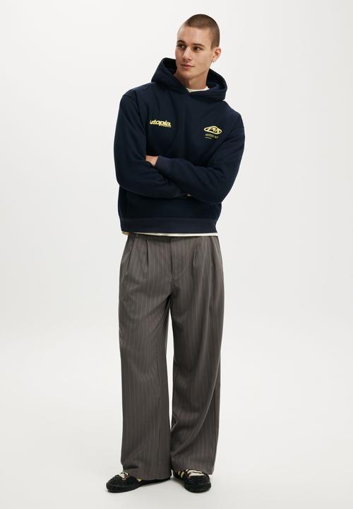 Cotton On - Box Fit Graphic Hoodie - True Navy/Utopia