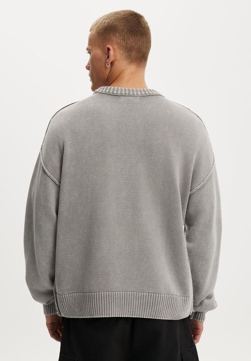 Cotton On - Washed Graphic Crew Knit - Washed Grey