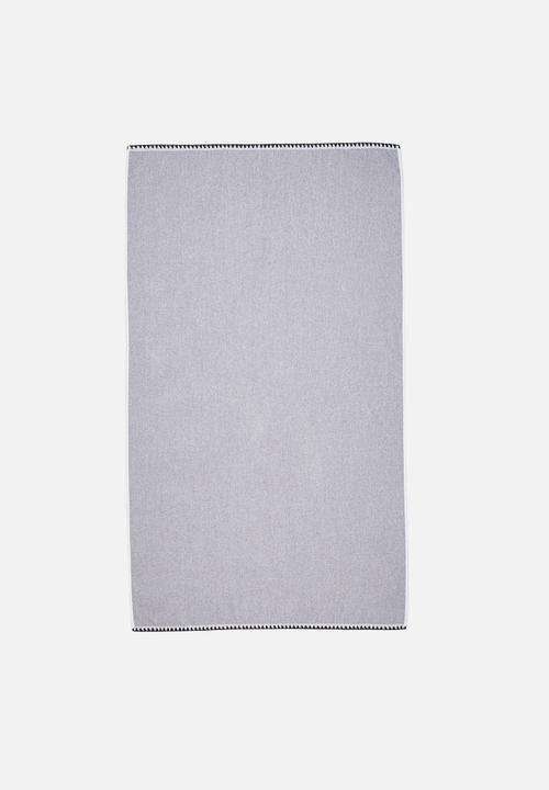 Sixth Floor - Blanket stitch bath sheet 