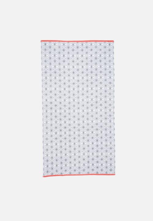 Sixth Floor - Geo star bath sheet