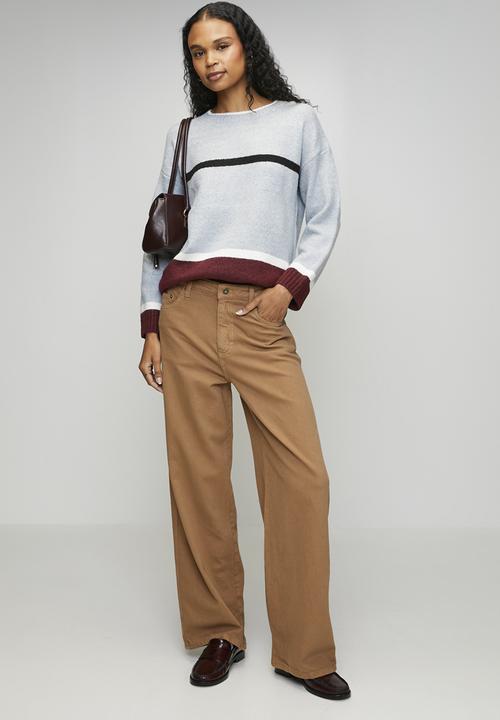 Izabel London - L/S Easy Wearing Irregular Stripe Sweater - Burgundy & Grey