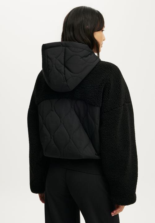 Cotton On - Sherpa Quilted Hooded Jacket - Black