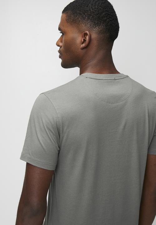 POLO - Jensen Rubber Badge Ss Tee - Charcoal Melange